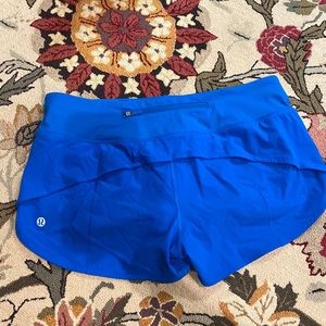 Lululemon shorts 2.5” brand new without tags. Never worn.
